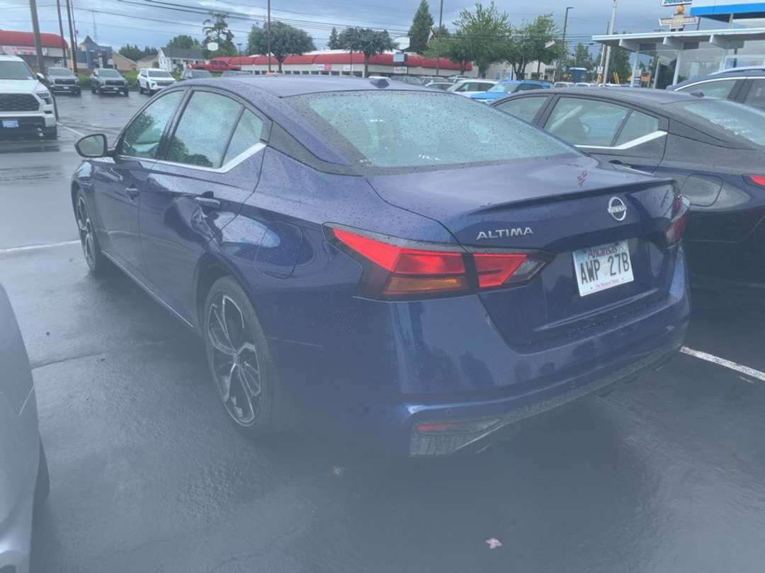 2024 Nissan Altima 2.5 SR - Image 2
