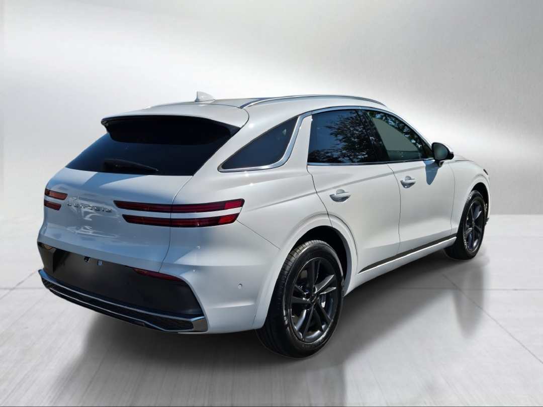 2027 Genesis Gv70 2.5T Advanced - Image 3