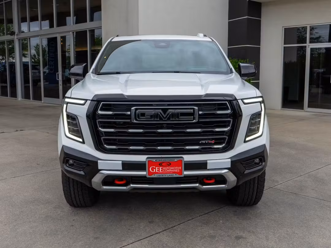 2026 GMC Yukon Xl AT4 - Image 2
