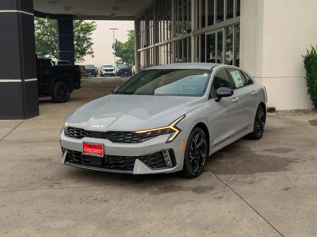 2026 Kia K5 GTLine - Image 3