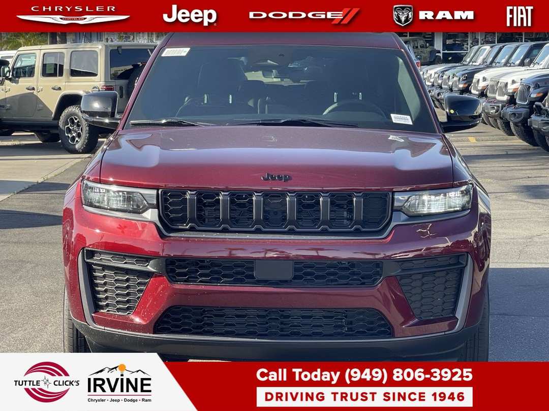 2026 Jeep Grand Cherokee L Laredo Altitude - Image 2