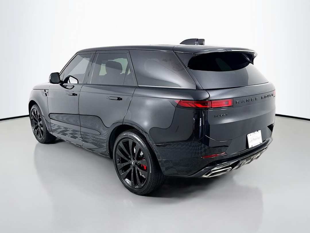 2025 Land Rover Range Rover Sport Dynamic SE - Image 3