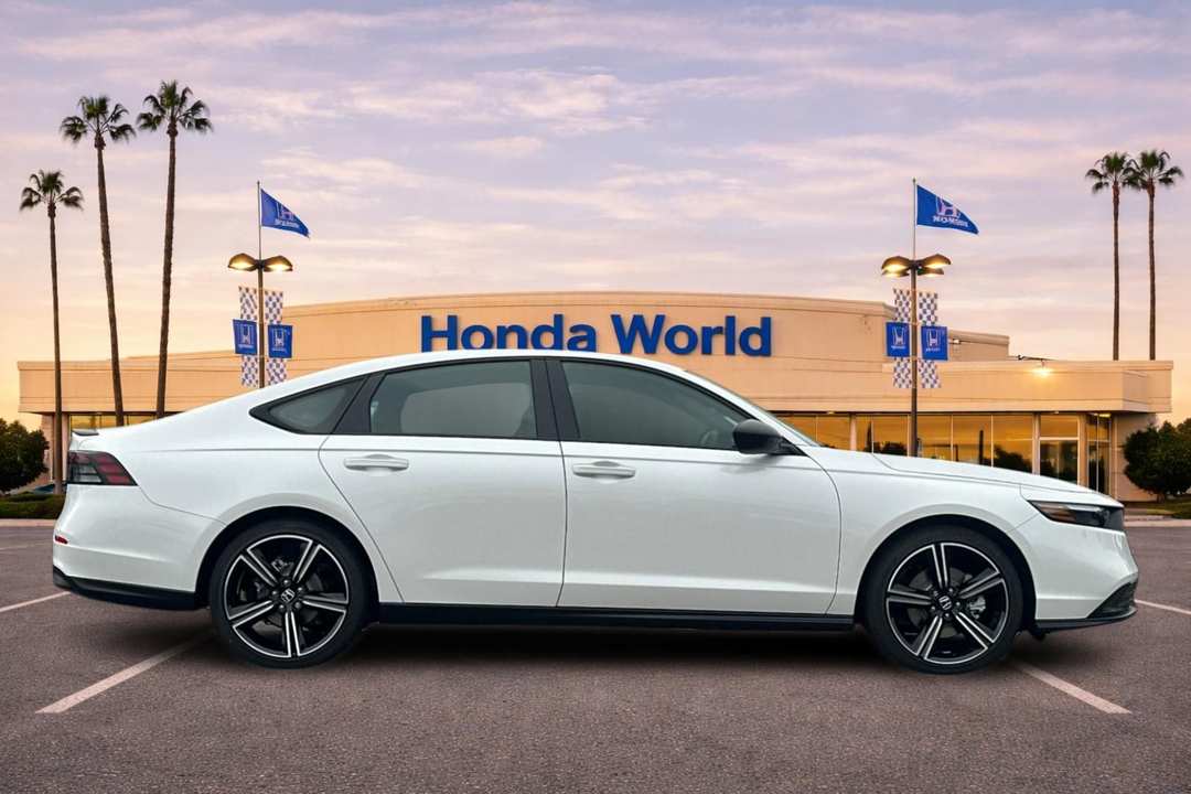 2026 Honda Accord Hybrid Sport - Image 3