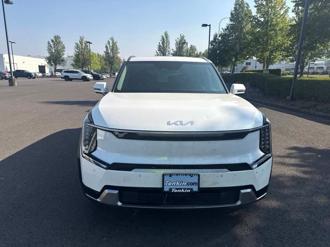 2024 Kia Ev9 Land - Image 2