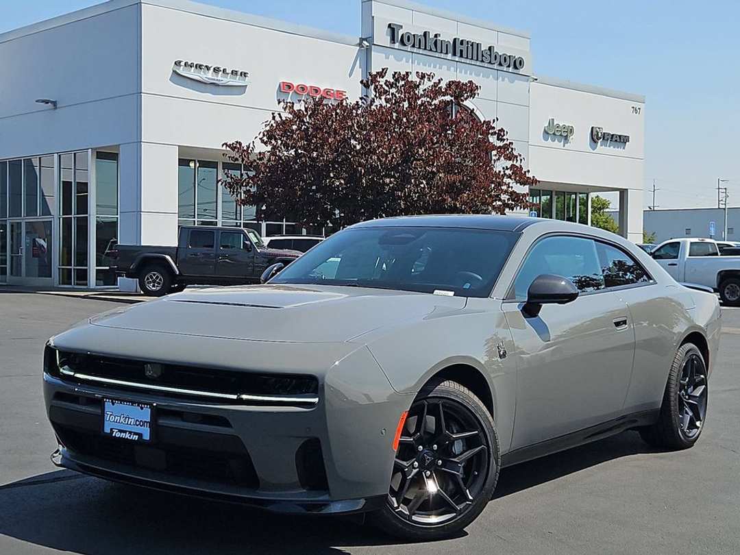 2026 Dodge Charger Scat Pack Plus - Image 2
