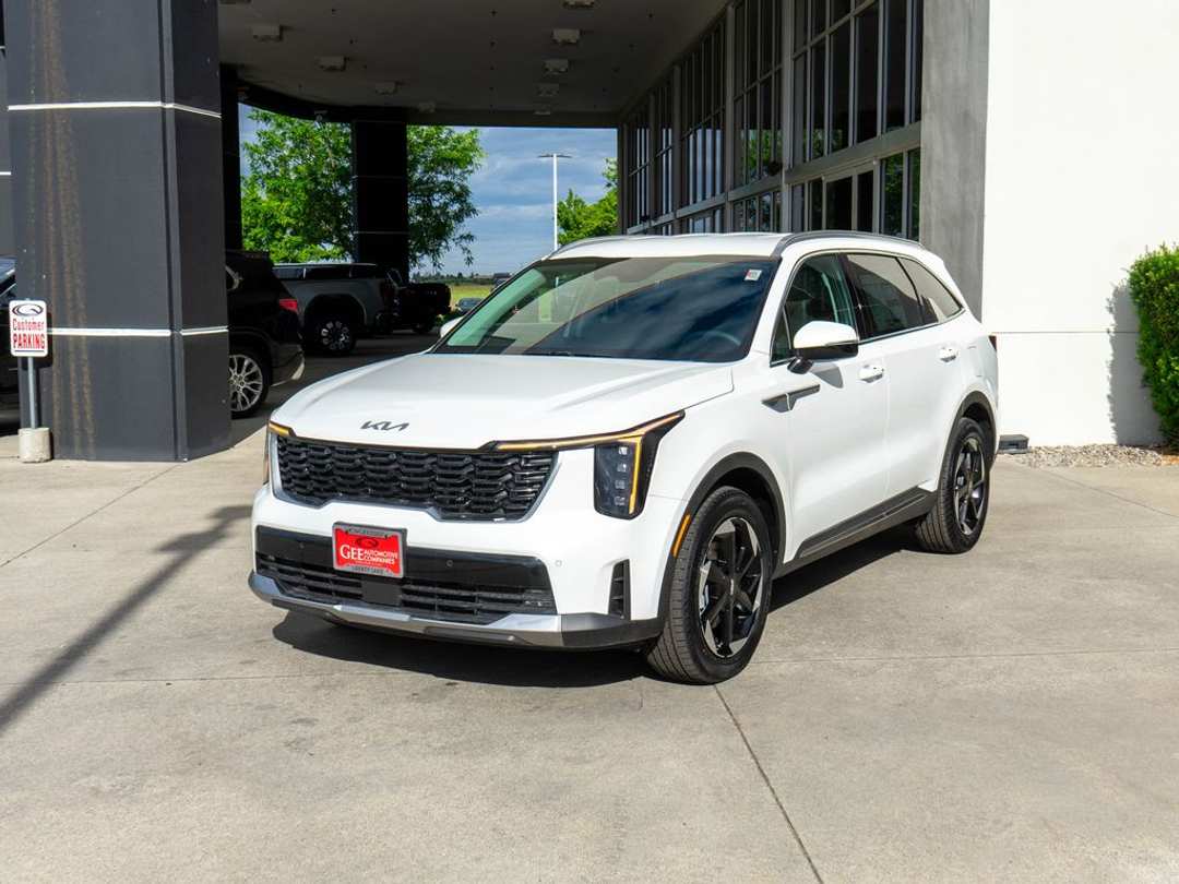 2026 Kia Sorento Hybrid EX - Image 3