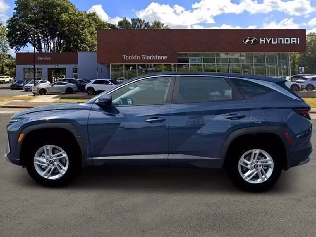 2026 Hyundai Tucson SE - Image 3
