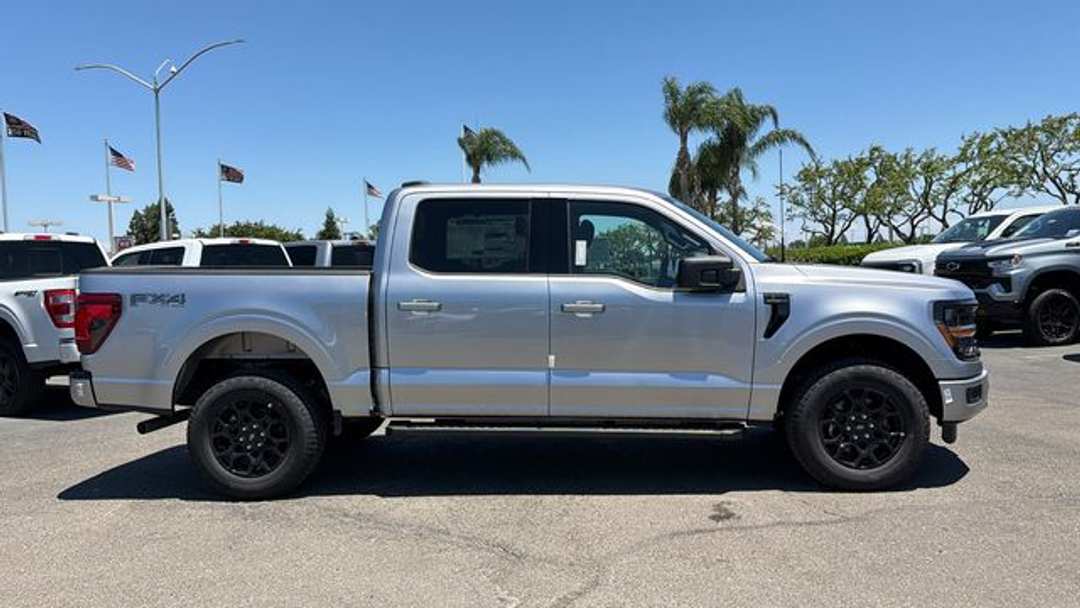 2026 Ford F-150 XLT - Image 2