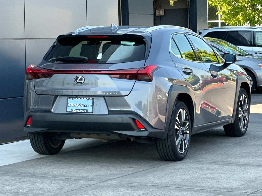 2019 Lexus Ux 200 Base - Image 3