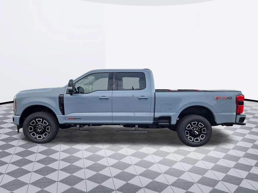 2026 Ford F-250Sd Platinum - Image 2