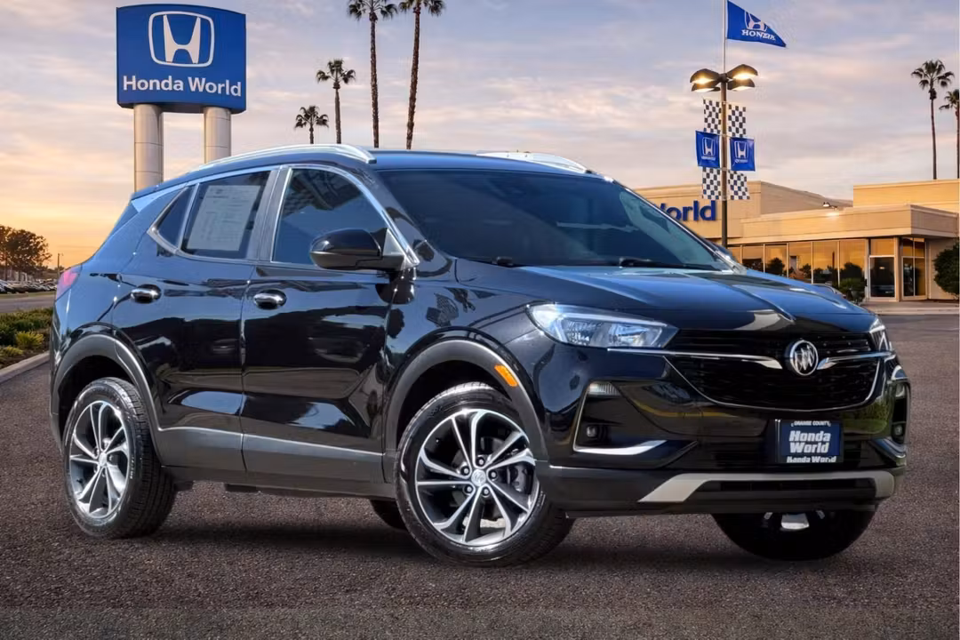 2022 Buick Encore Gx Select - Image 2