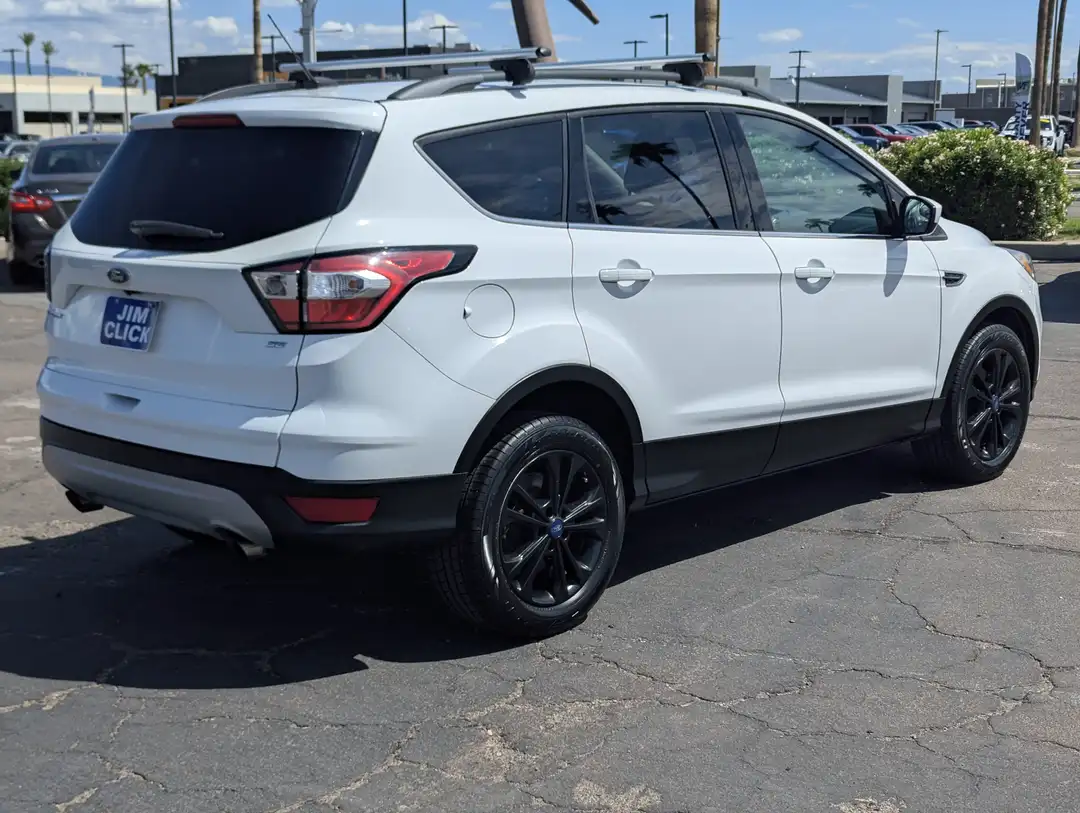 2018 Ford Escape SE - Image 2
