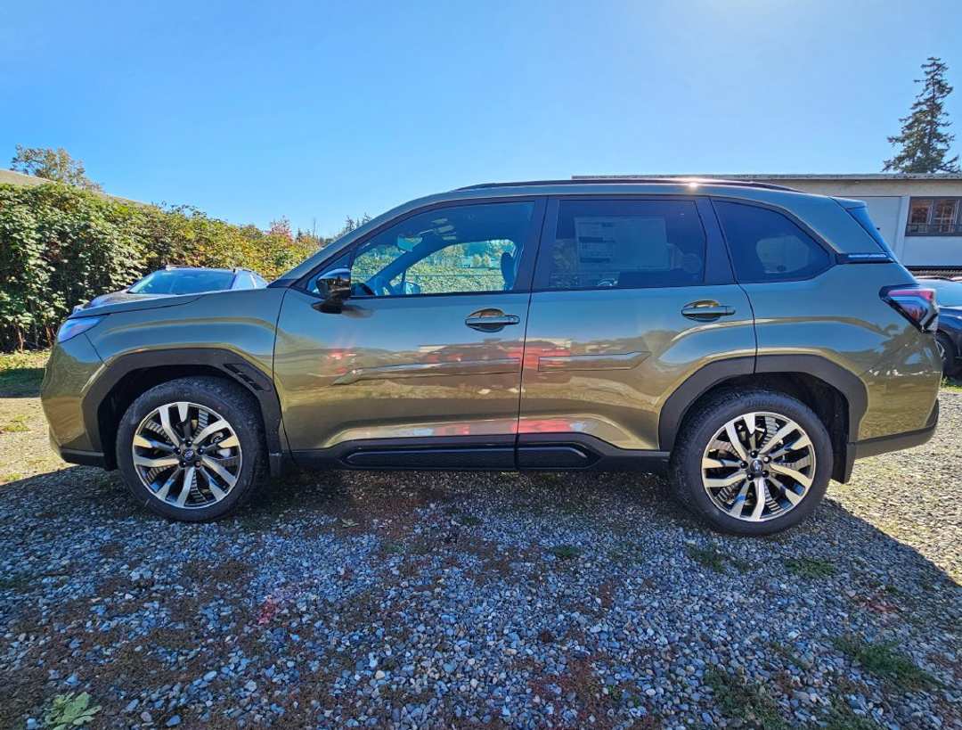 2026 Subaru Forester Touring - Image 2