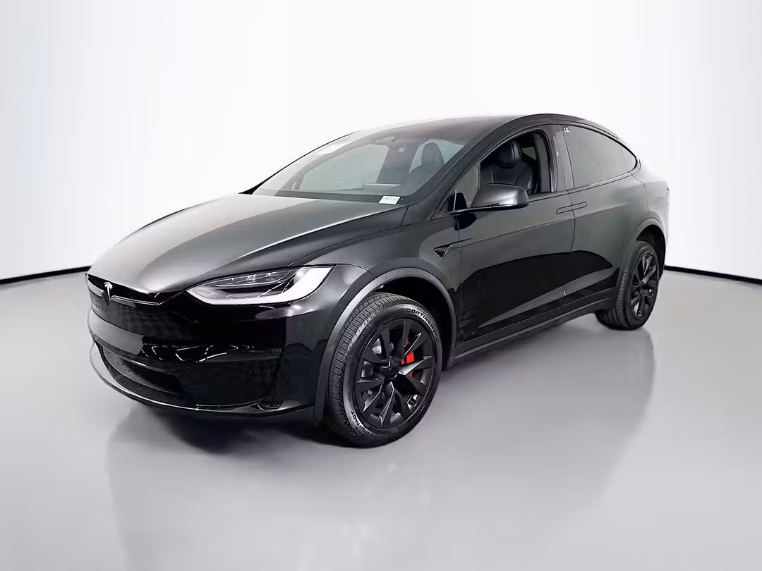 2023 Tesla Model X Plaid - Image 3