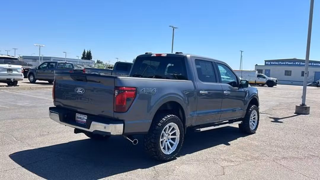 2025 Ford F-150 XLT - Image 3