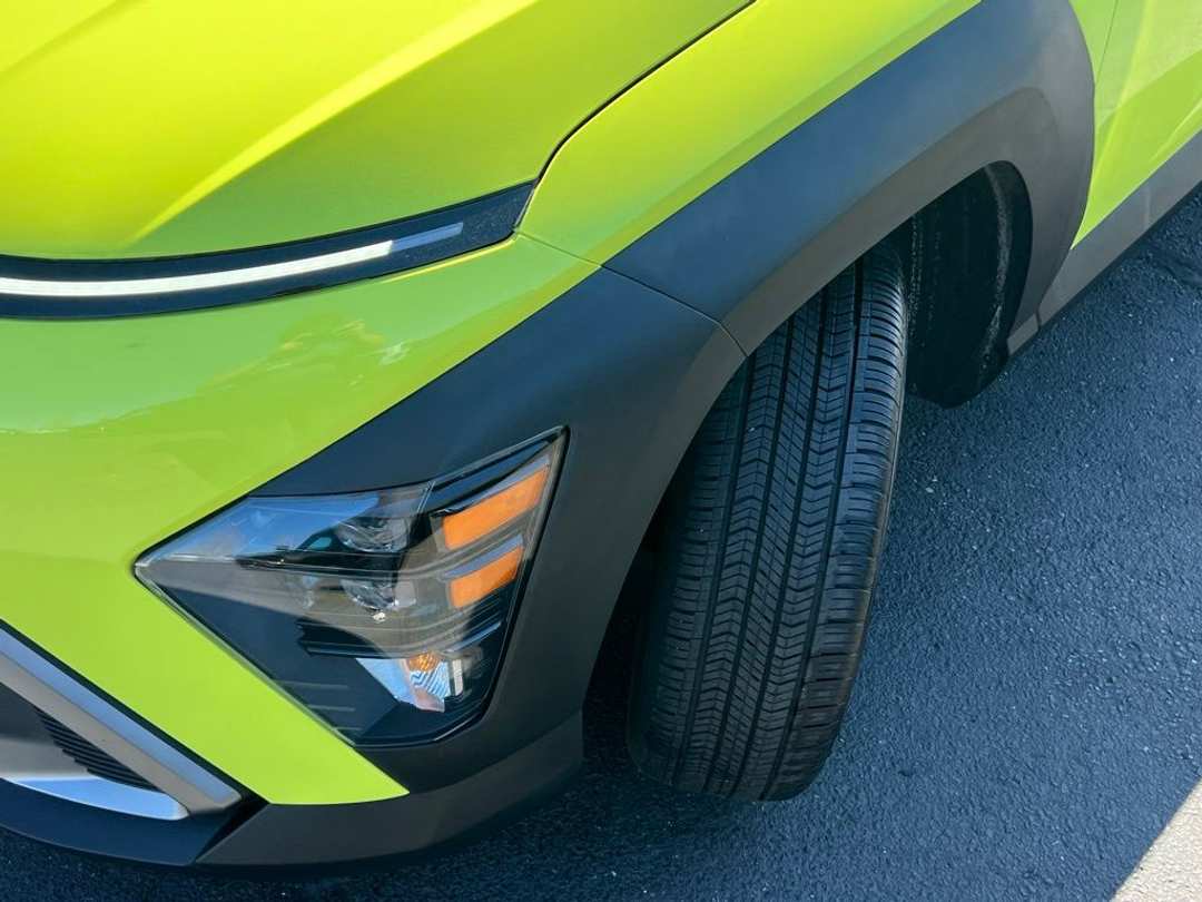 2024 Hyundai Kona SEL - Image 3
