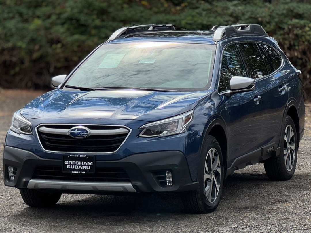 2022 Subaru Outback Touring XT - Image 3