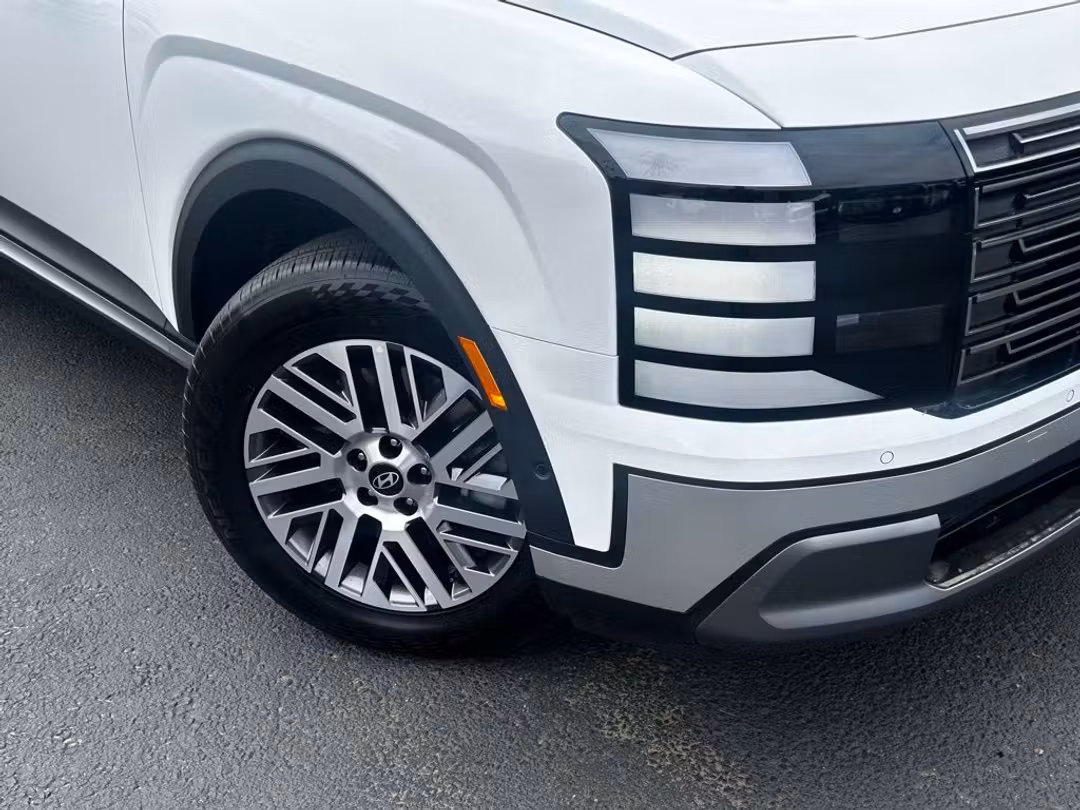2026 Hyundai Palisade SEL Premium - Image 2