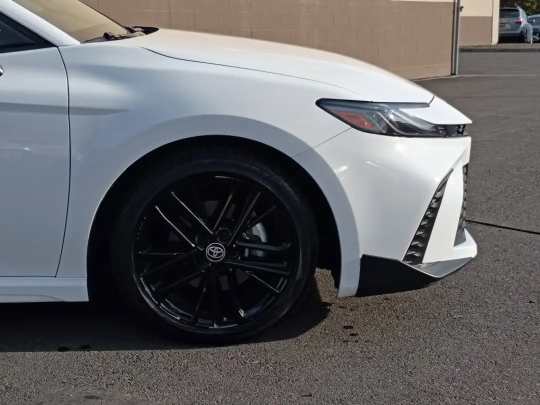 2025 Toyota Camry SE - Image 2