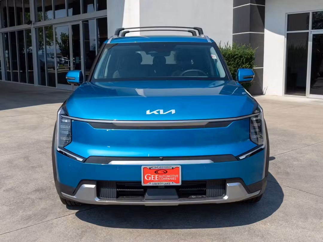 2026 Kia Ev9 Wind - Image 2