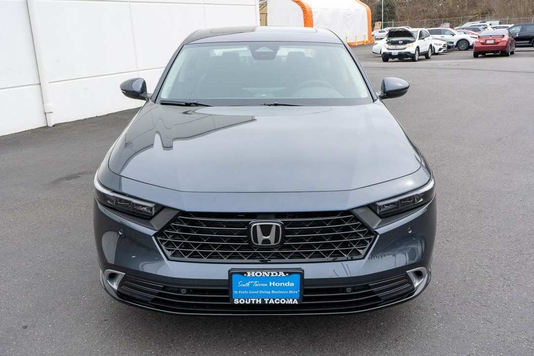 2026 Honda Accord Hybrid Touring - Image 3