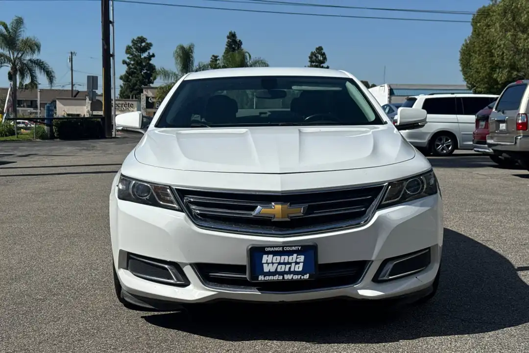 2014 Chevrolet Impala LT - Image 3