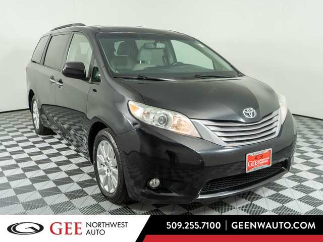 2015 Toyota Sienna XLE