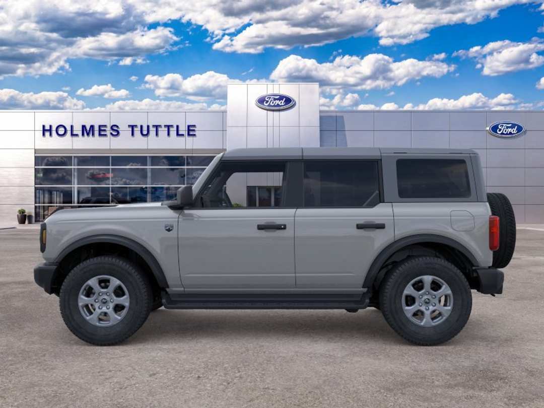 2026 Ford Bronco Big Bend - Image 3