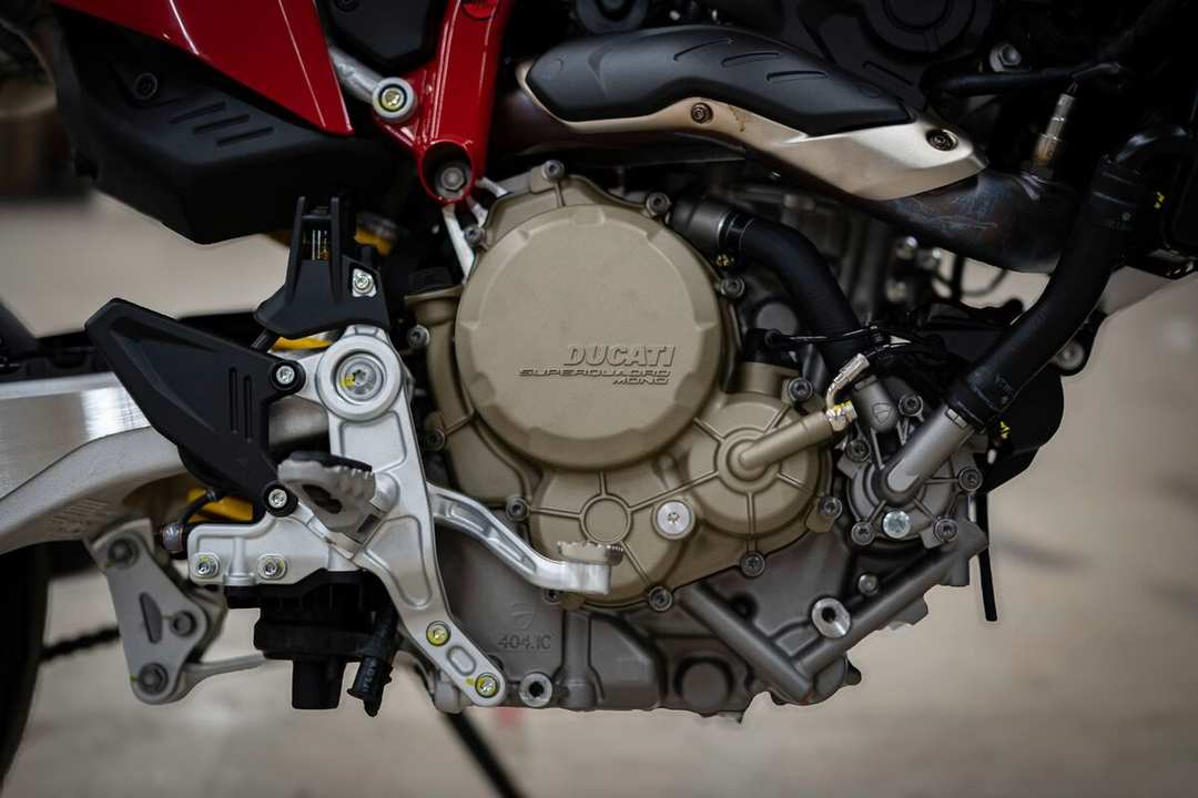 2024 Ducati Hypermotard 698 - Image 3