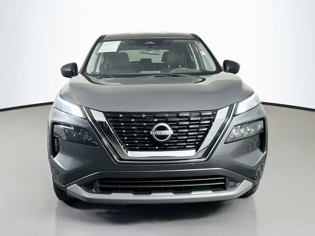 2023 Nissan Rogue S - Image 2