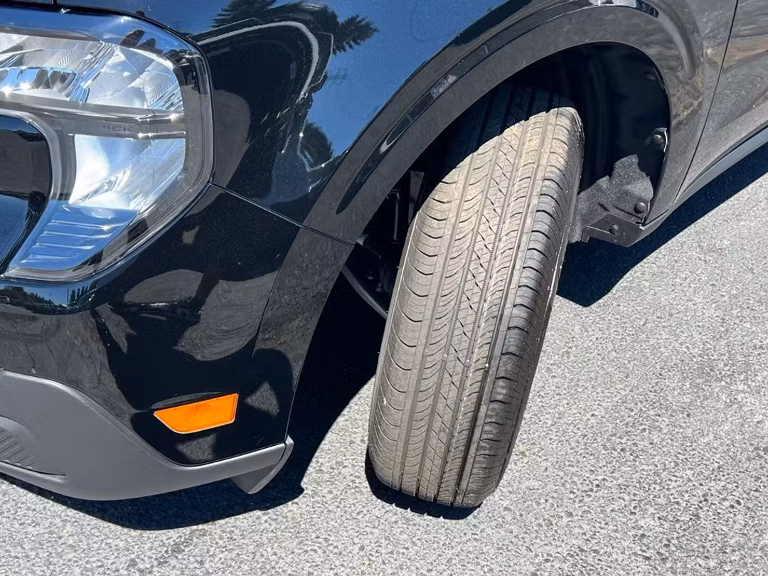 2026 Ford Maverick XL - Image 3