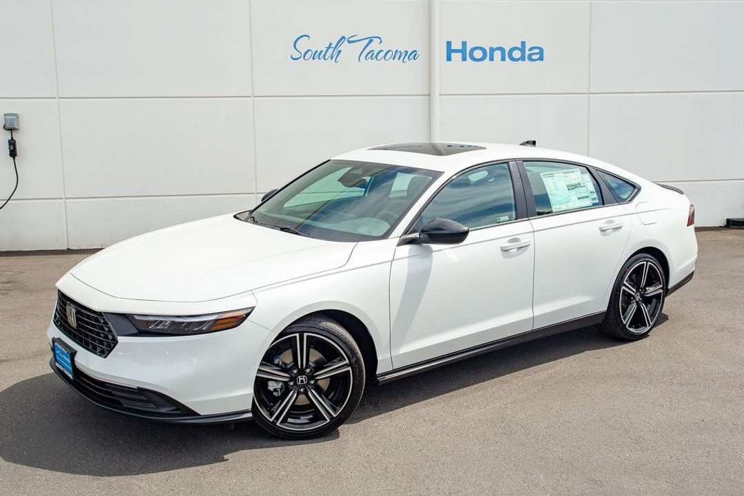 2026 Honda Accord Hybrid Sport - Image 2