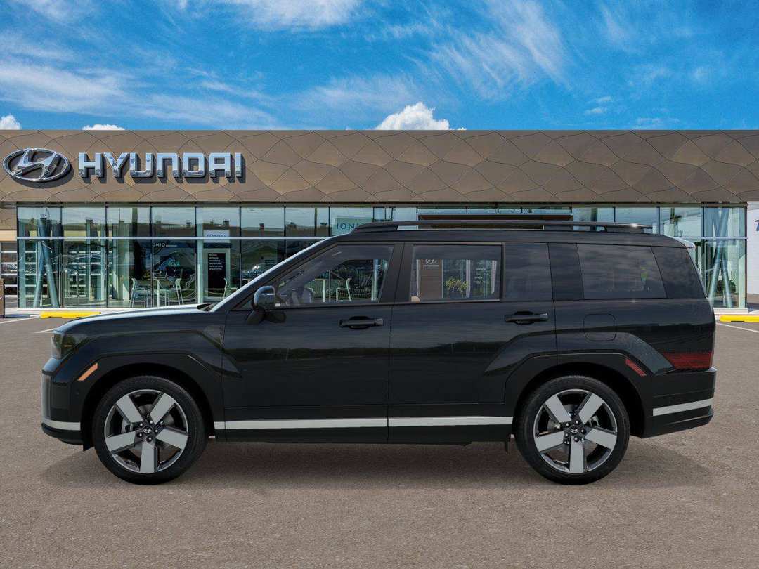 2027 Hyundai Santa Fe Limited 6P - Image 3