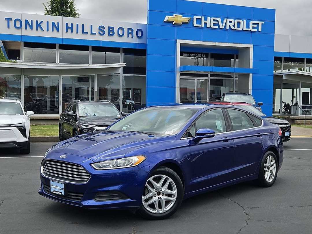 2014 Ford Fusion SE - Image 2