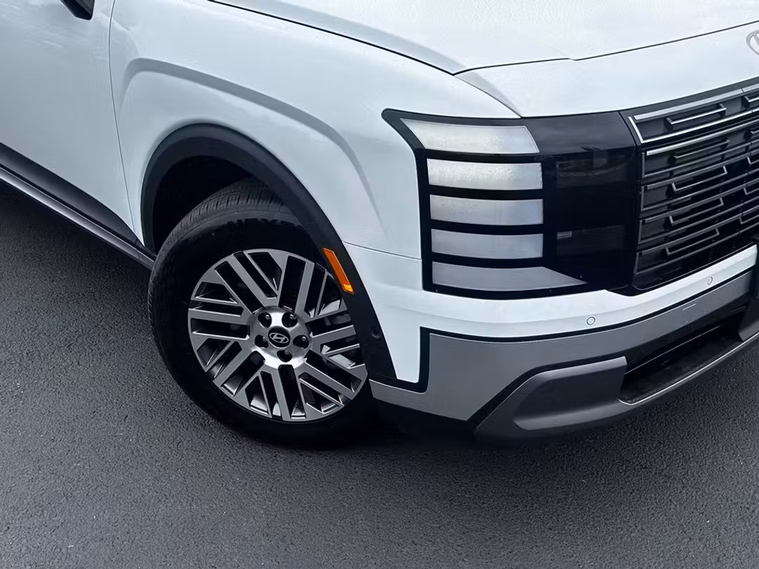 2026 Hyundai Palisade SEL Premium - Image 2