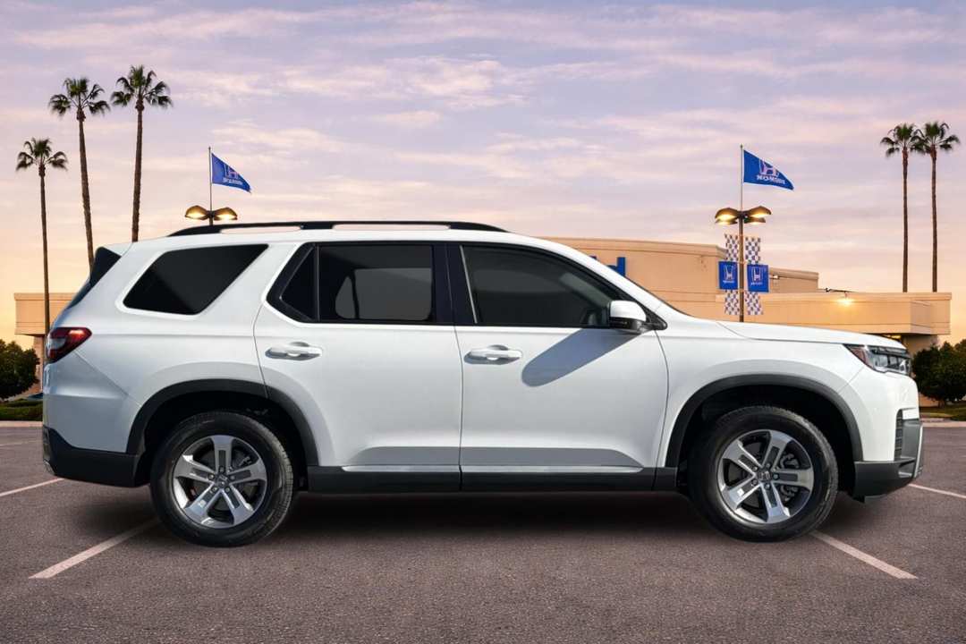 2026 Honda Pilot EXL - Image 3