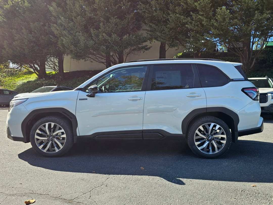 2026 Subaru Forester Touring Hybrid - Image 2