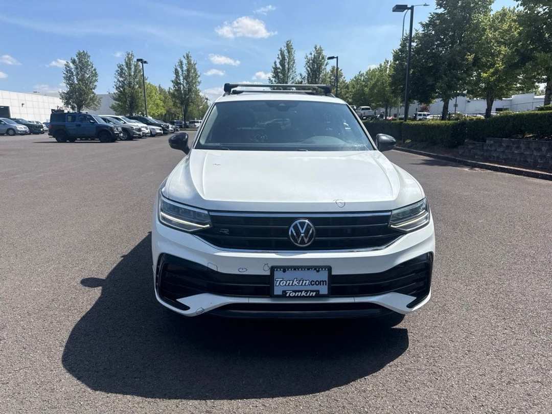 2022 Volkswagen Tiguan 2.0T SE RLine Black - Image 2