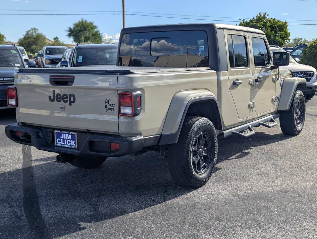 2022 Jeep Gladiator Willys - Image 3
