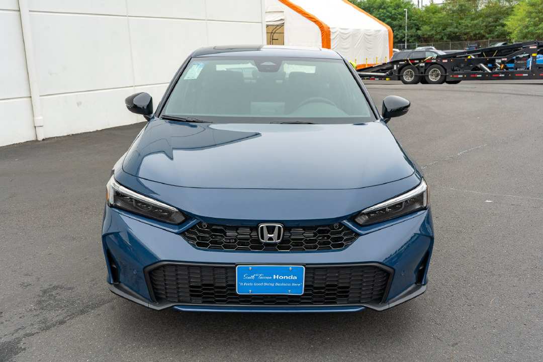 2026 Honda Civic Hybrid Sport Touring - Image 3