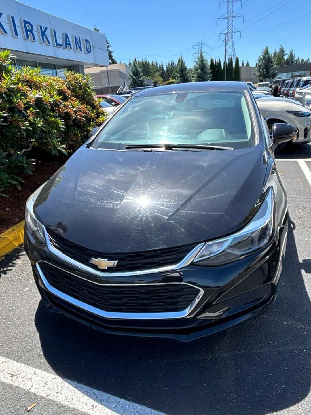2018 Chevrolet Cruze LT - Image 2
