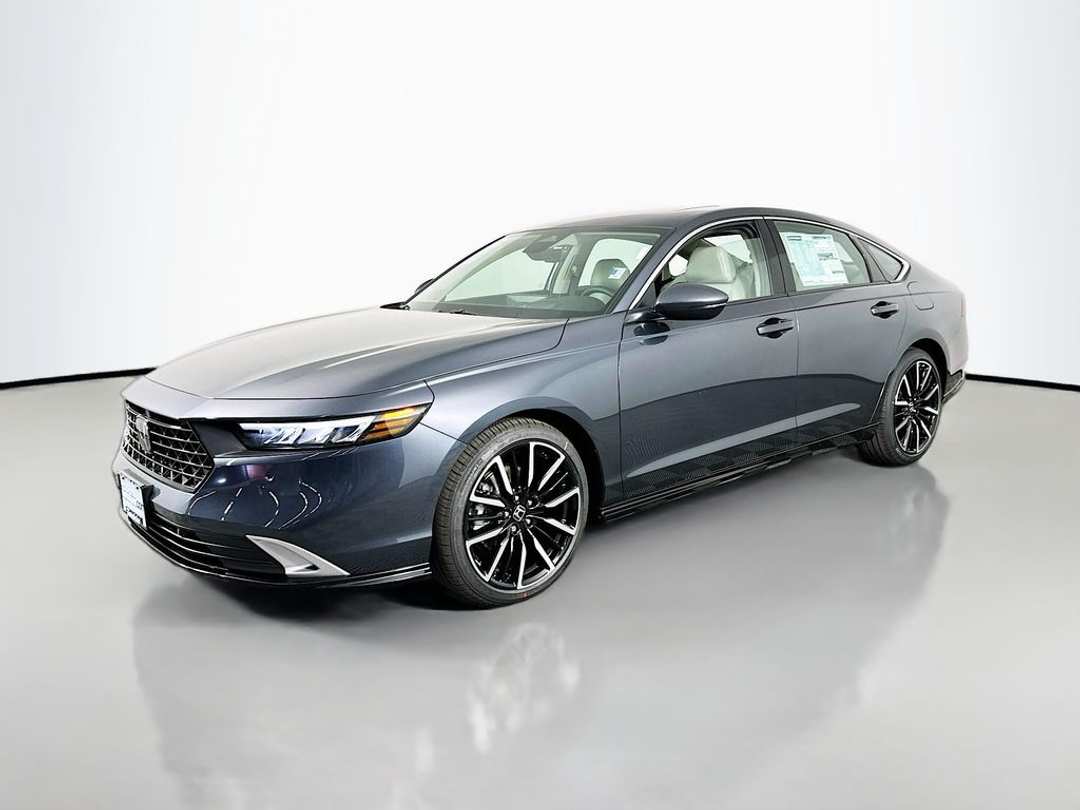 2026 Honda Accord Hybrid Touring - Image 3