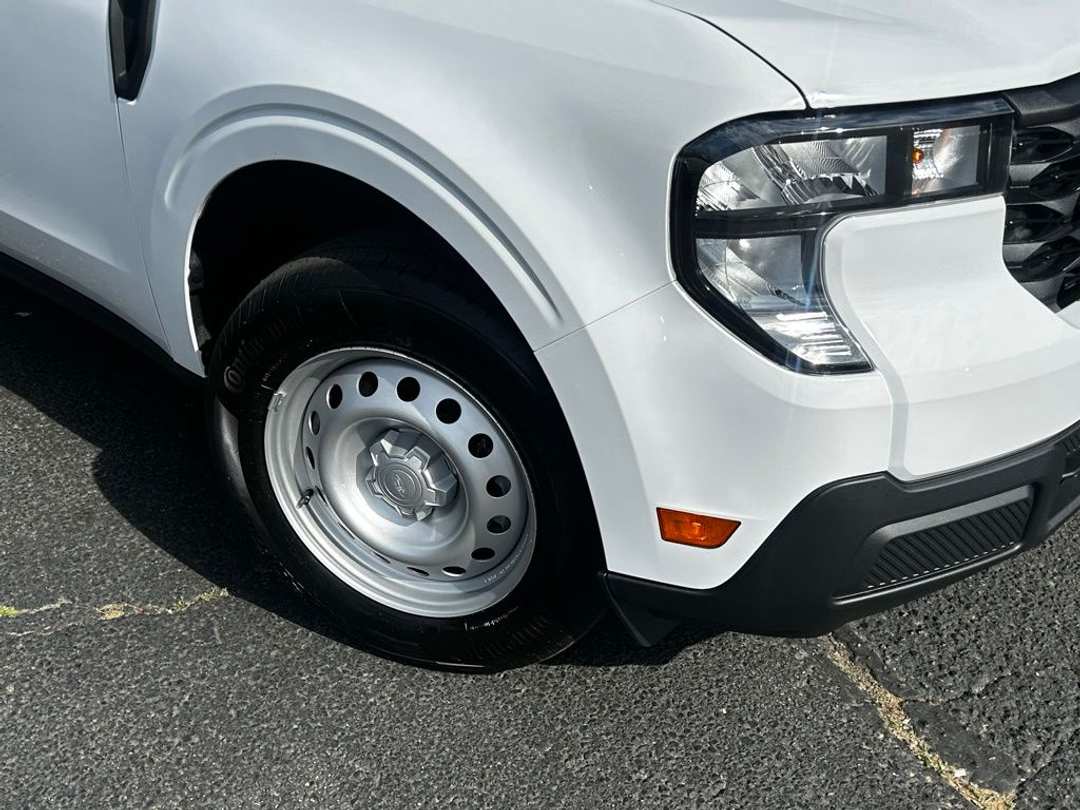 2026 Ford Maverick XL - Image 2