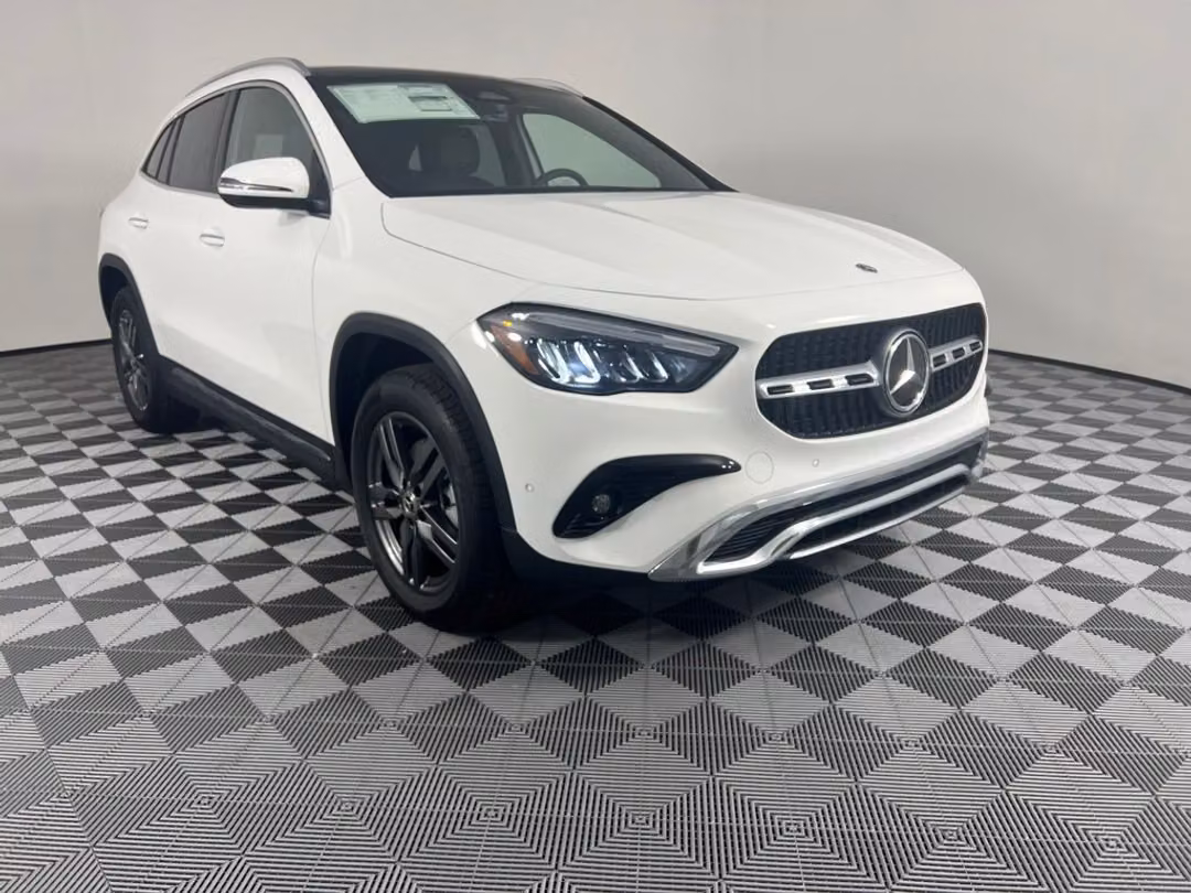 2026 Mercedes-Benz GLA 250 - Image 2