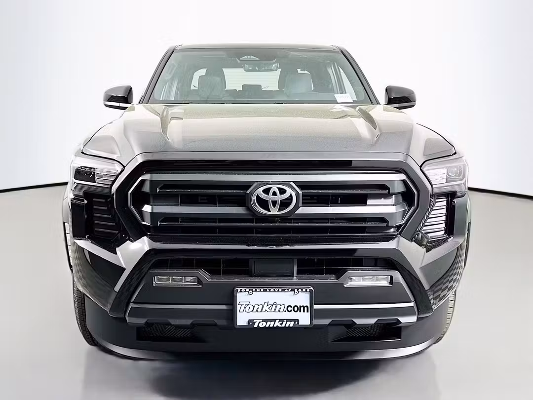 2026 Toyota Tacoma SR5 - Image 2