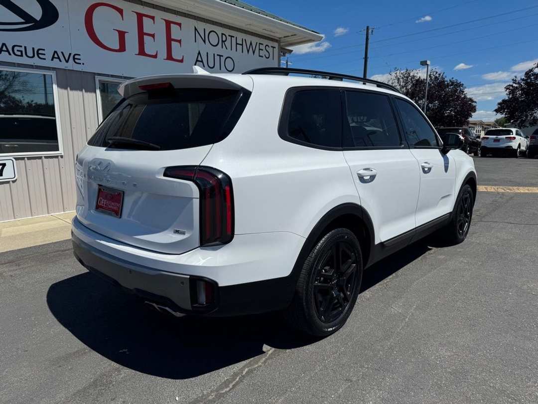 2023 Kia Telluride SX XLine - Image 3