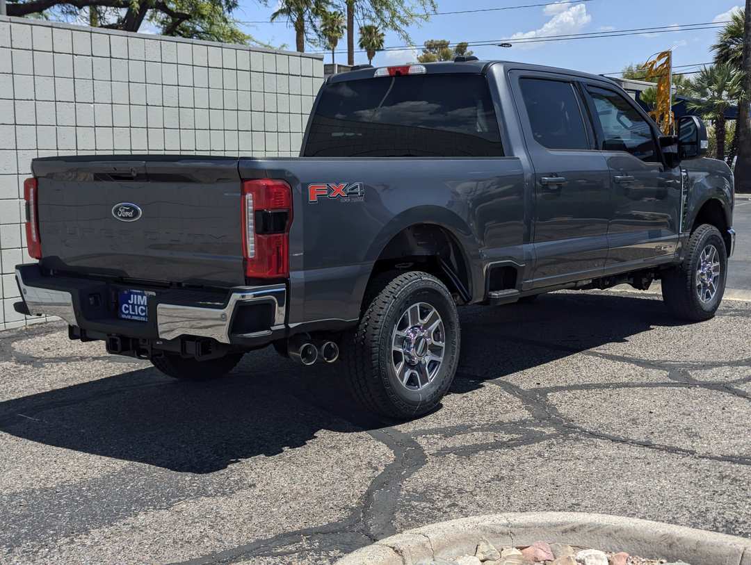 2026 Ford Super Duty F-250 Srw - Image 2