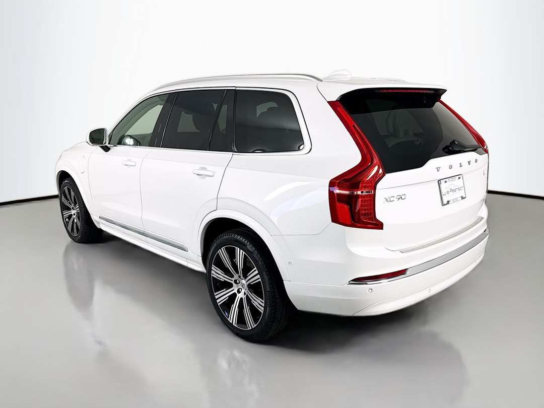 2024 Volvo Xc90 Recharge Plug-In Hybrid T8 Plus Bright Theme 7 Passenger - Image 3