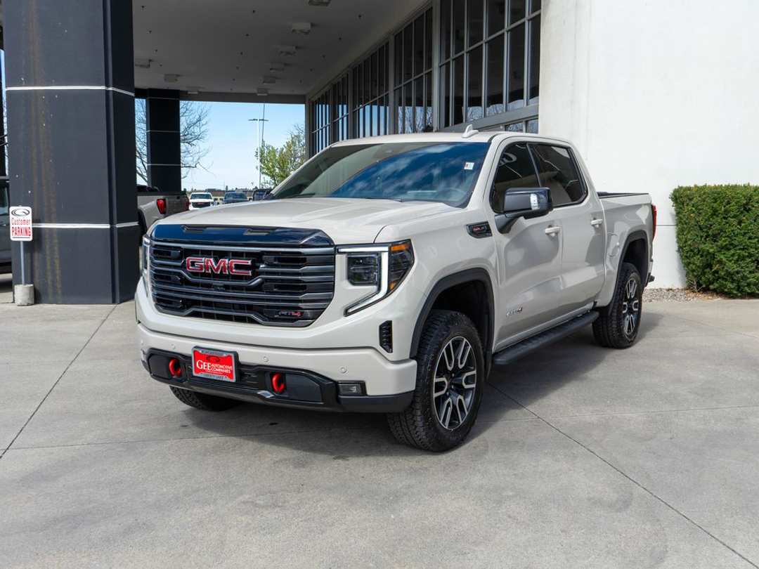 2026 GMC Sierra 1500 AT4 - Image 3
