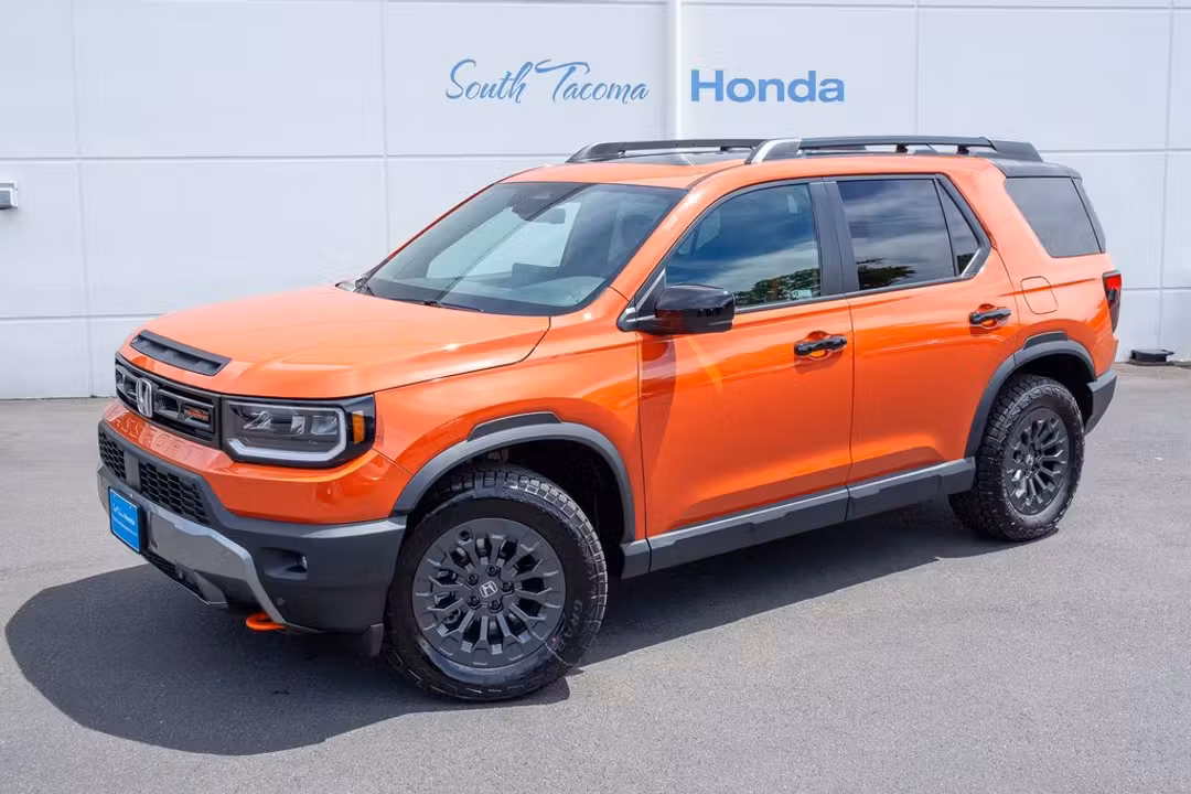 2026 Honda Passport TrailSport w/Function Package - Image 2